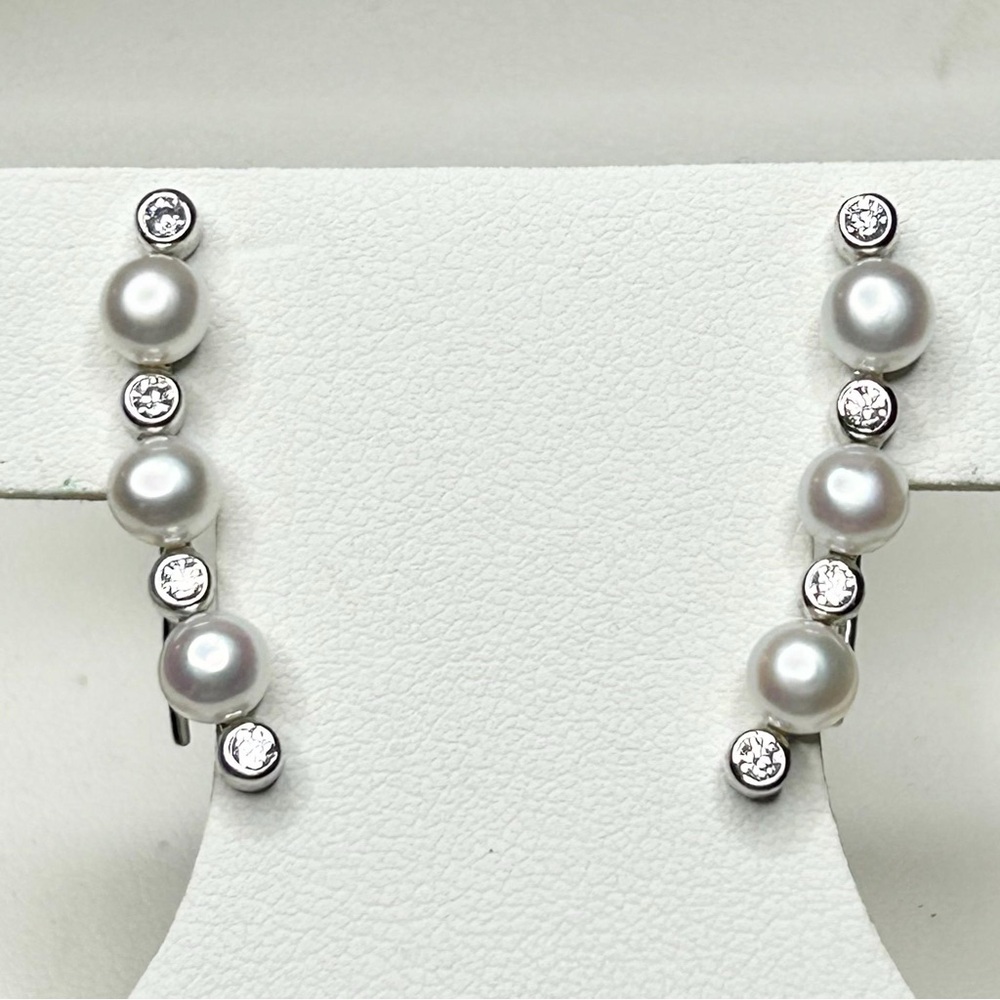 Michael Hill Freshwater Pearl Climber Earrings 925